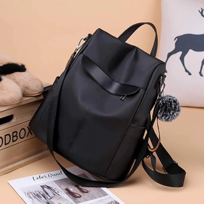 Kleiner Schwarzer Rucksack - lässig, praktisch und alltagstauglich