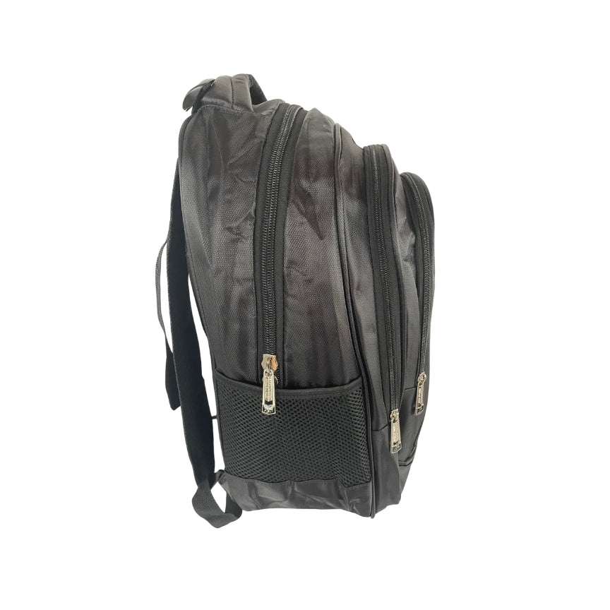 Schwarzer Rucksack mit 3 Fächern - Ideal für Alltag und Reise