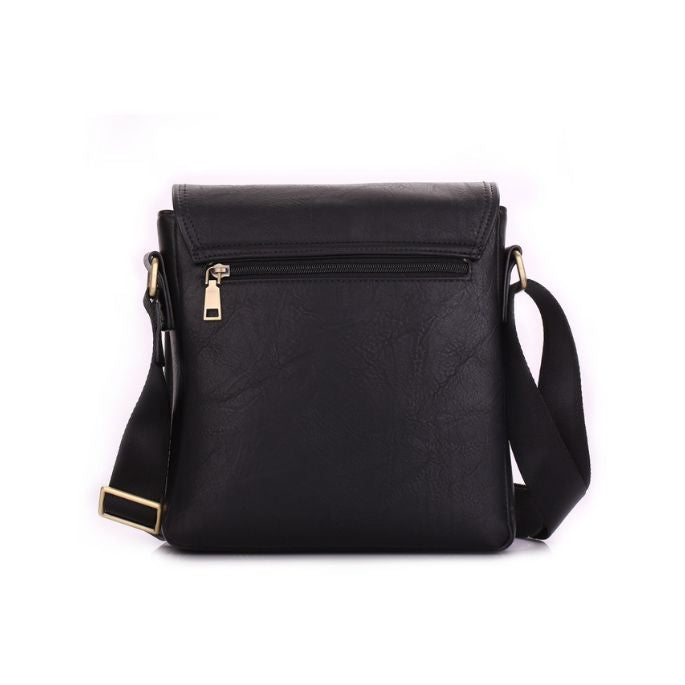 Rückseite moderner Herren Messenger Bag, geräumig, diverse Fächer, in kastanienbraun, camel, schwarz