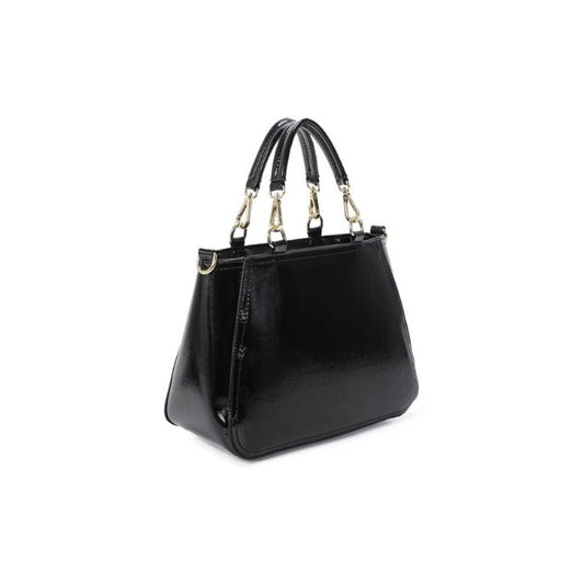 Seitenansicht stilvolle schwarze Glanztasche mit goldfarbenen Beschlägen