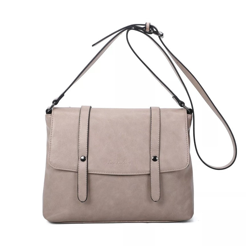 Edle, elegante und beliebte Tasche aus Leder Farbe taupe, mit Doppelverscluss, langem verstellbarem Riemen und Magnetverschluss