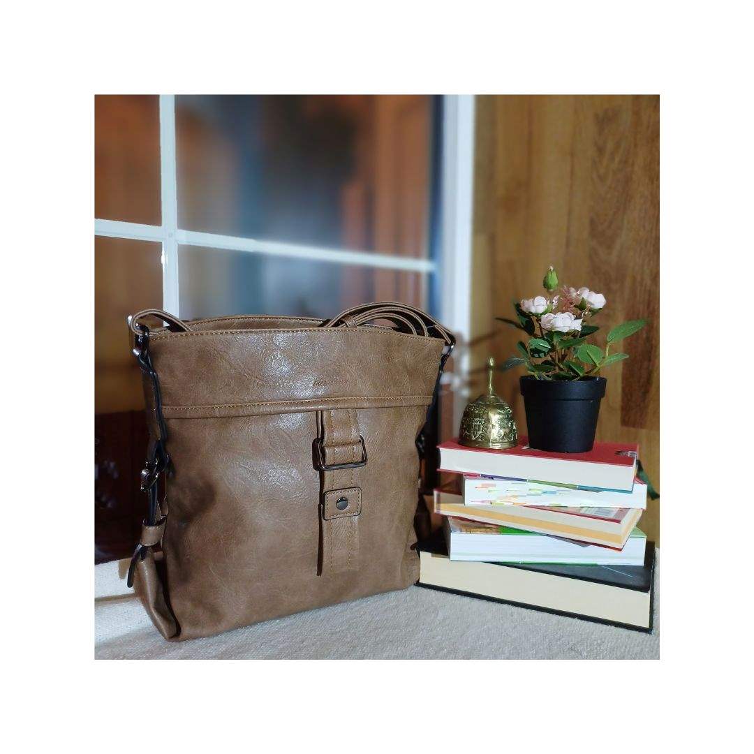 Hochwertige geräumige stabile Schultertasche