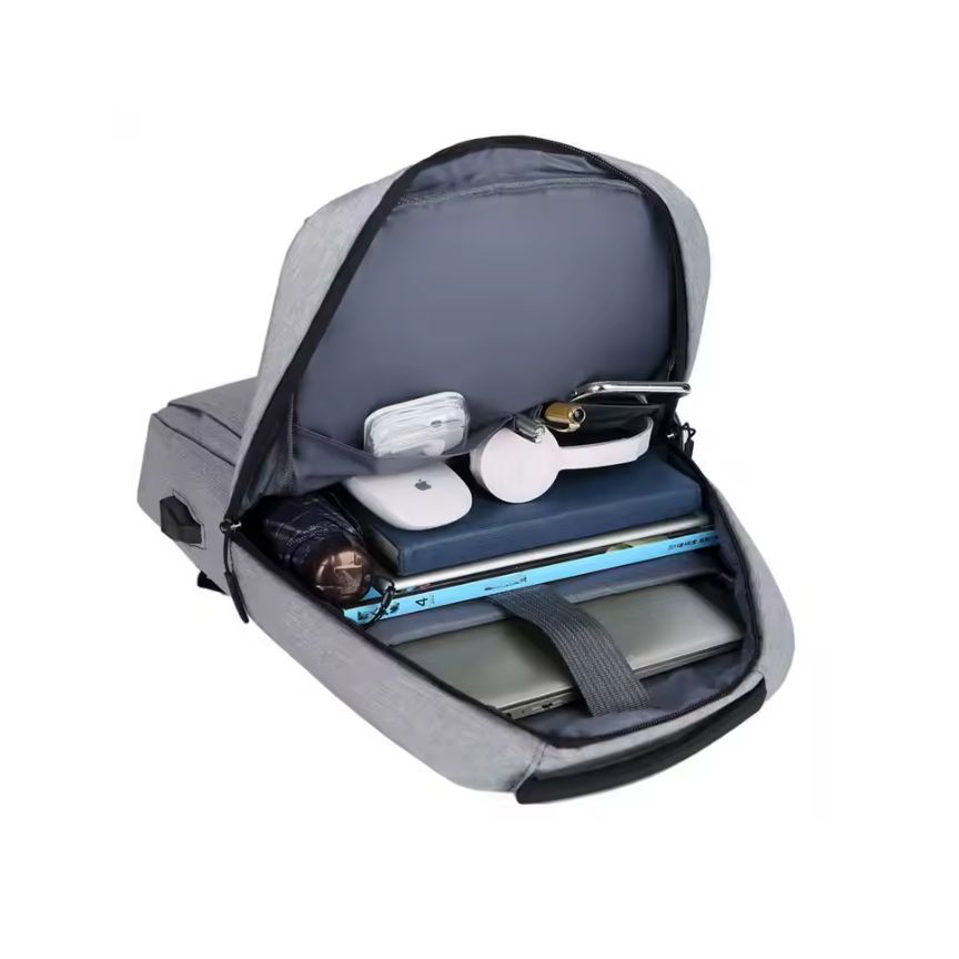 Moderner Rucksack mit USB-Anschluss - 3 Fächer