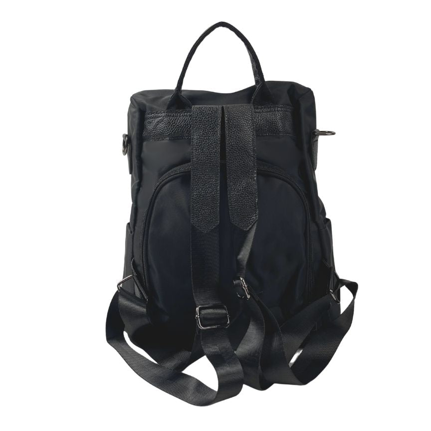 Kleiner Schwarzer Rucksack - lässig, praktisch und alltagstauglich