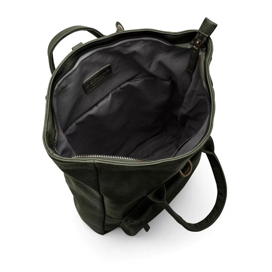 Draufsicht / Innenansicht Dunkelgrüner wasserfester Rolltop Rucksack stabile Trageggriffe und Aussentasche