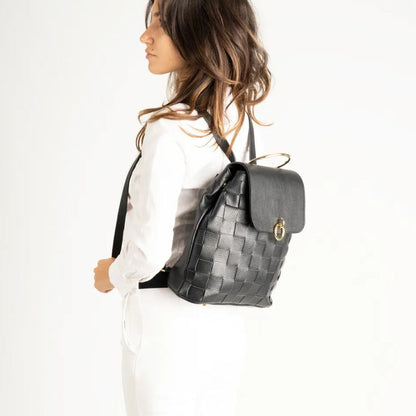 Damen Fashion Lederrucksack - Elegant mit Metall-Henkel & Goldfarbenen Details