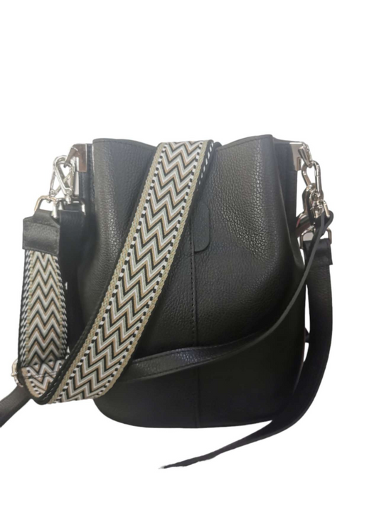 schwarze Damen Leder Einkaufstasche mittelgroß Shoppertasche mit breitem Gurt