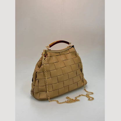 Elegante Leder Clutch in gewebtem Design - Stylische Handtasche für besondere Anlässe