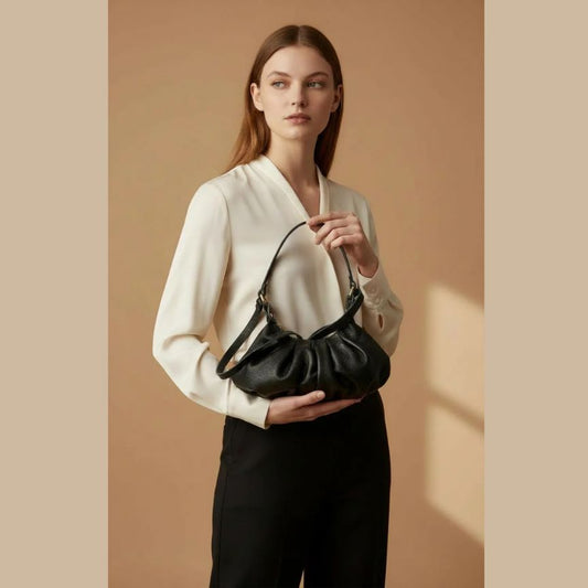 Elegante Lederhandtasche - Schlichtes Design mit geraffter Silhouette - Stilvoll & Modern