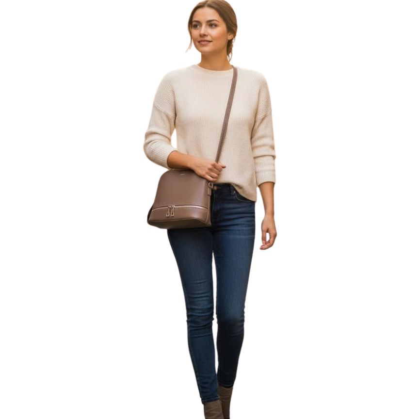 Leder Crossbody-Bag mit dekorativem Silberstreifen - Minimalistisch & Alltagstauglich