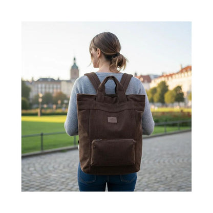 Mittelgroßer Damen Rucksack aus Cord mit Front- und Rückseitentasche