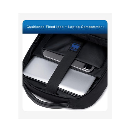 Mittelgroßer, wasserabweisender, robuster Rucksack mit Laptopfach