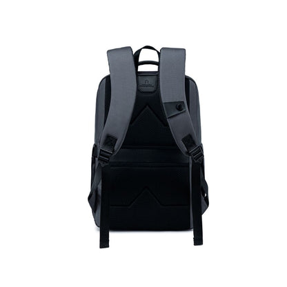 Mittelgroßer, wasserabweisender, robuster Rucksack mit Laptopfach