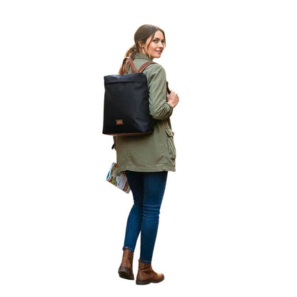 Mittelgroßer wasserabweisender Damen Rucksack mit zip-lock