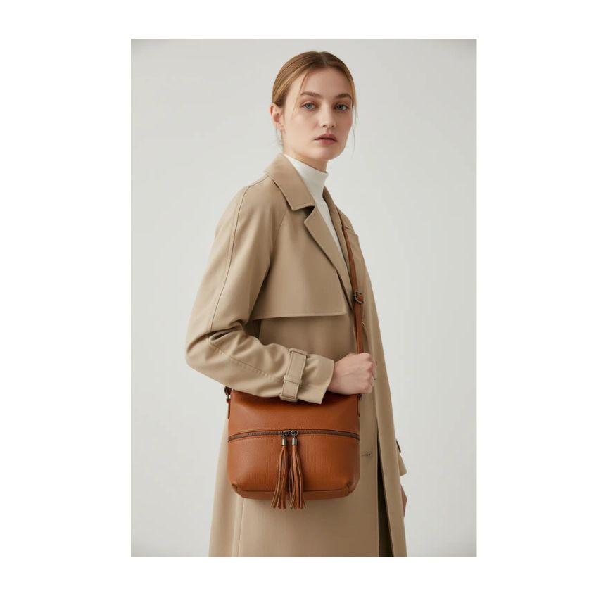 Moderne Damen Schultertasche aus echtem Leder mit Fronttasche - Alltagstauglich