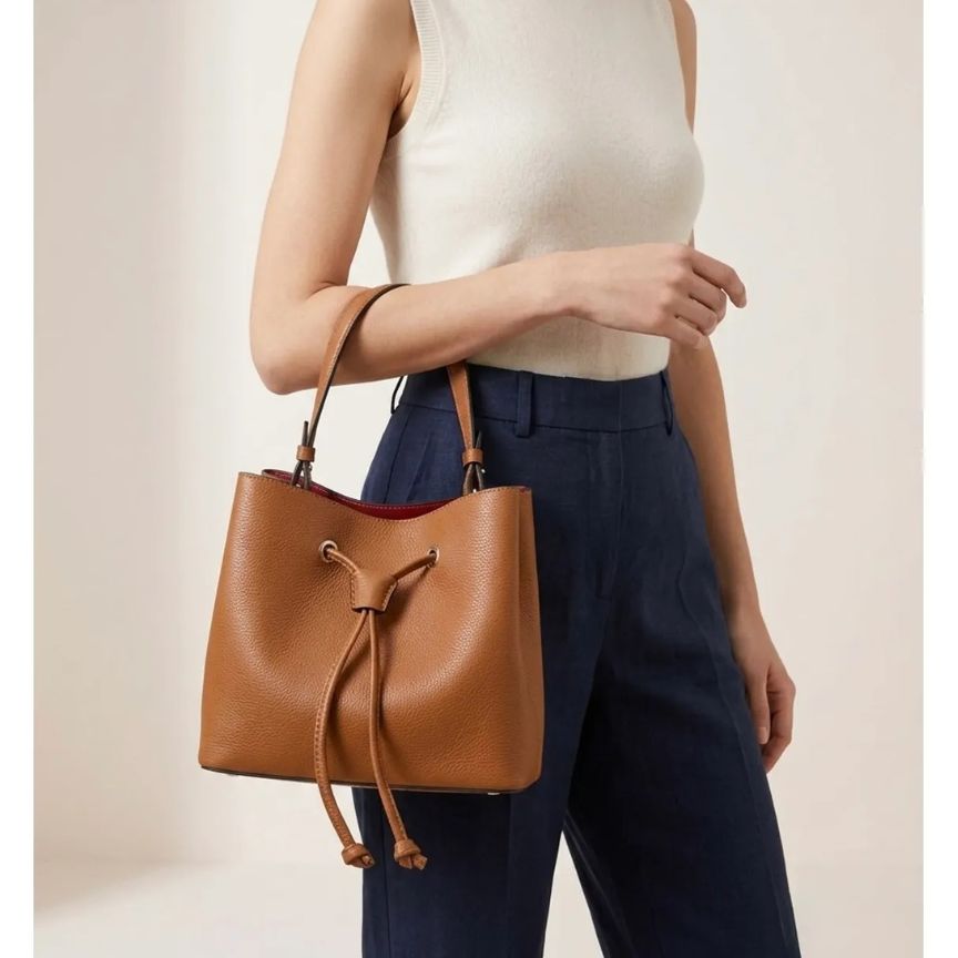 "Paula" - Stilvolle Damen-Leder-Henkeltasche mit Kordelzug - mittelgroß, schlicht