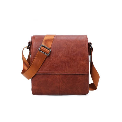 moderner Herren Messenger Bag, geräumig, diverse Fächer, in kastanienbraun, camel, schwarz