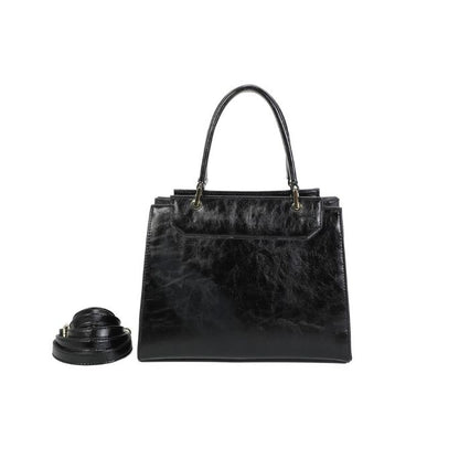 elegante Handtasche mit Gold Details in schwarz oder camelfarben